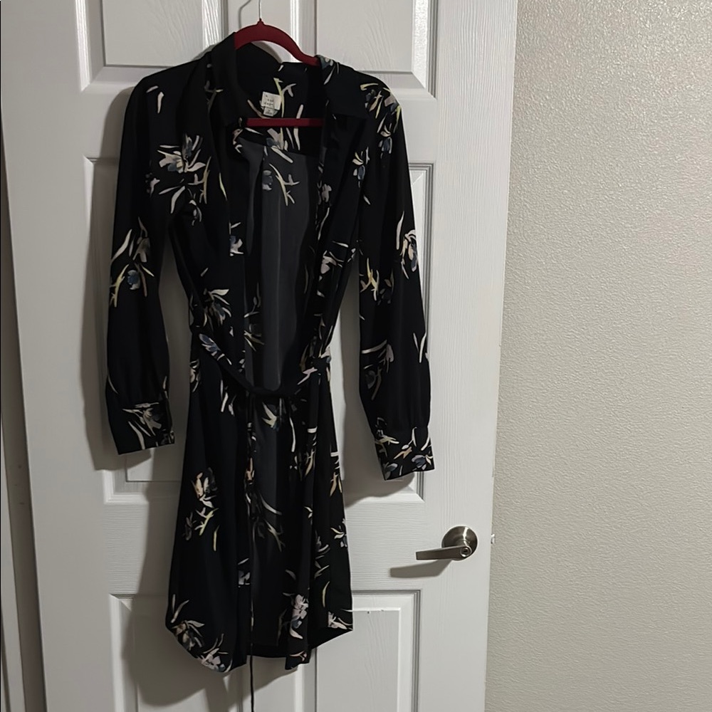 A New Day Black and White Long Sleeve V-Neck Dress